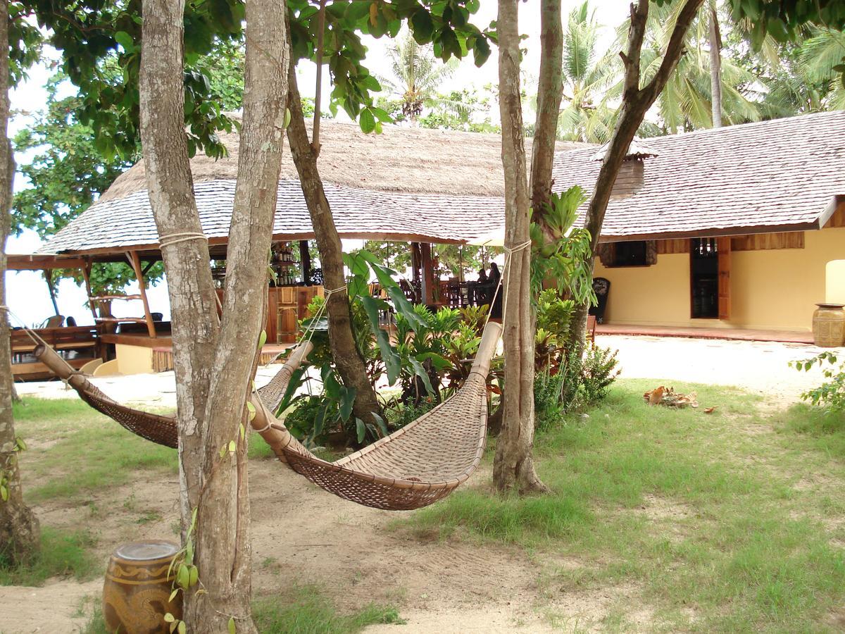 Koh Jum Lodge Exterior photo